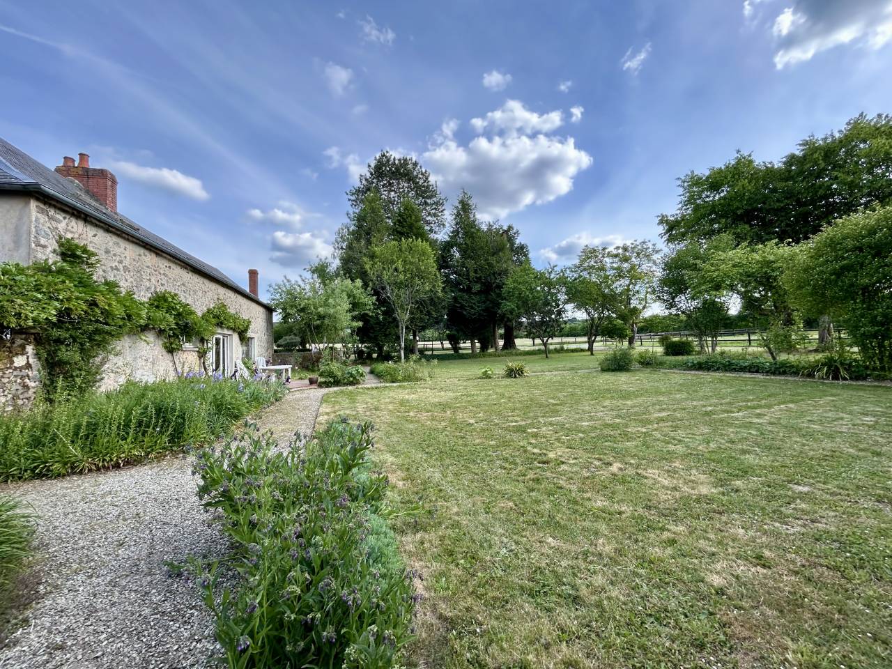 Luxurious equestrian property  Mayenne