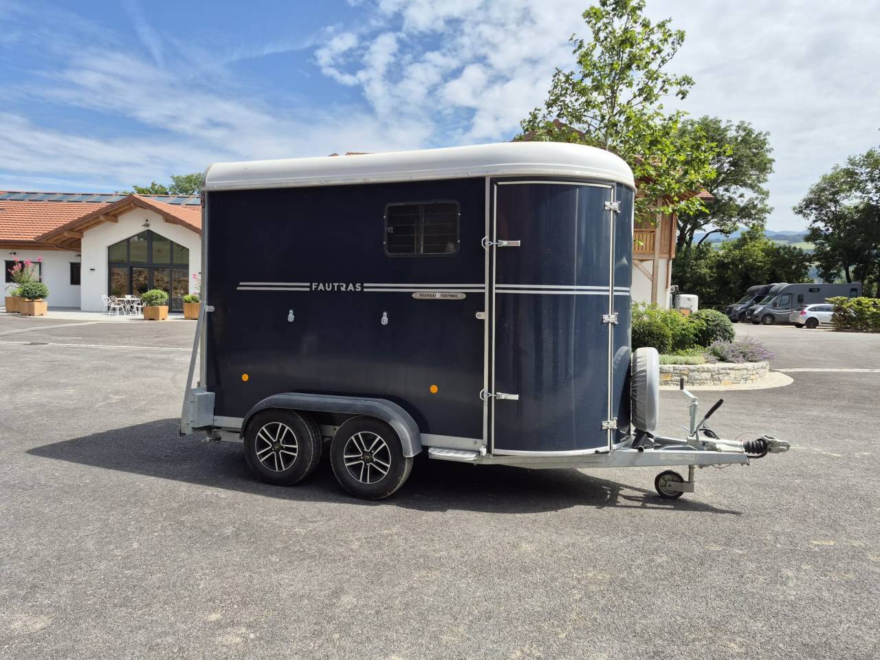 Horse trailer Fautras Oblic trophé Stall 2 Stalls 2024 Used