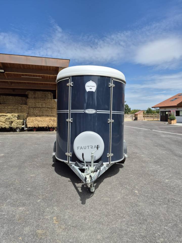 Horse trailer Fautras Oblic trophé Stall 2 Stalls 2024 Used