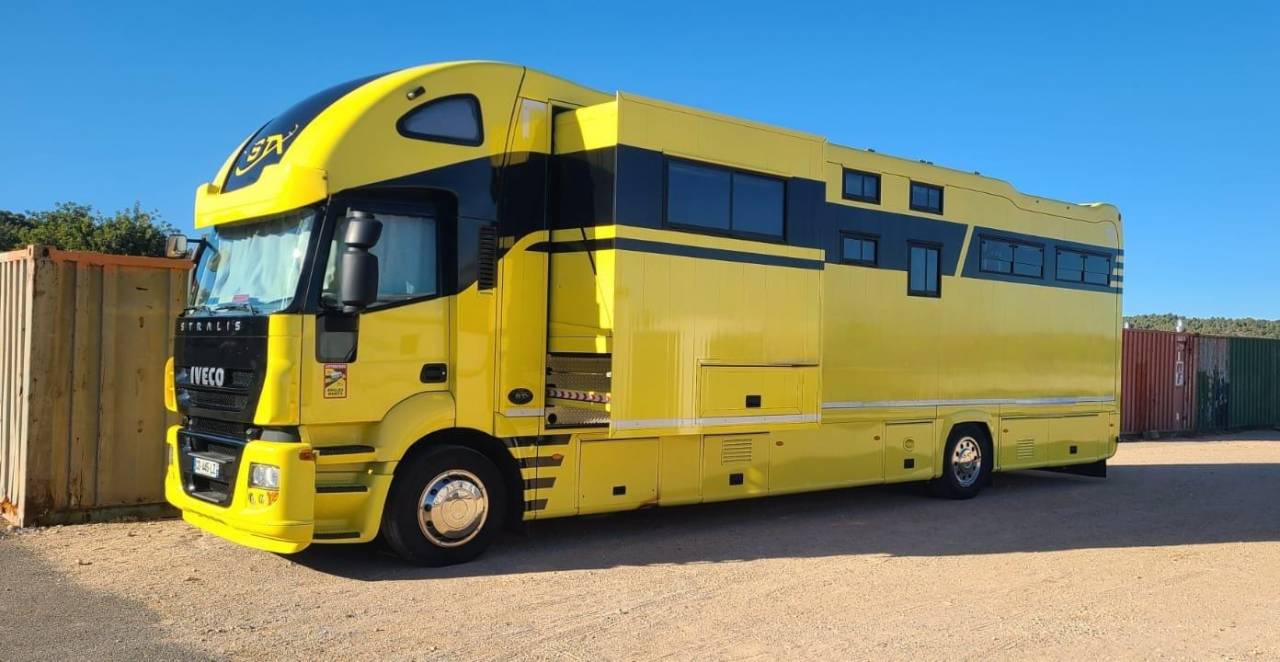Horsebox NON-HGV Iveco STRALIS 19/360 2012 Used