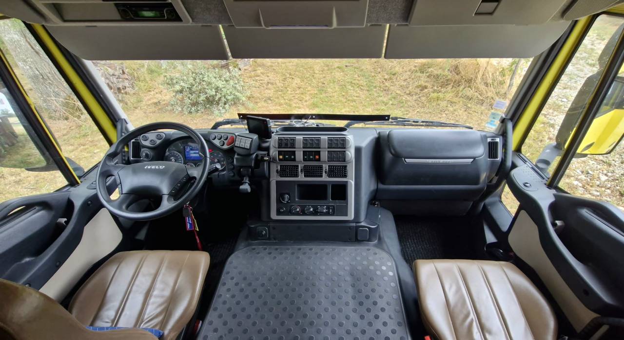 Horsebox NON-HGV Iveco STRALIS 19/360 2012 Used