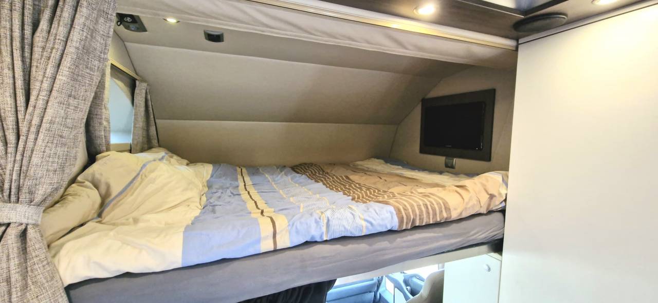 Horsebox NON-HGV Iveco STRALIS 19/360 2012 Used