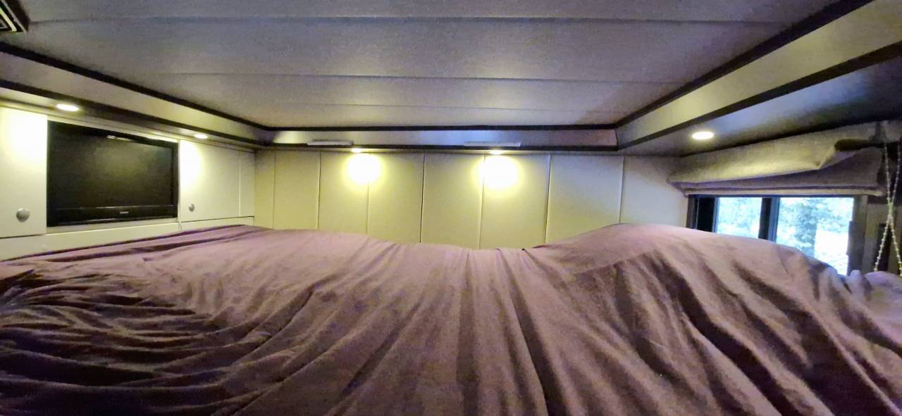 Horsebox NON-HGV Iveco STRALIS 19/360 2012 Used