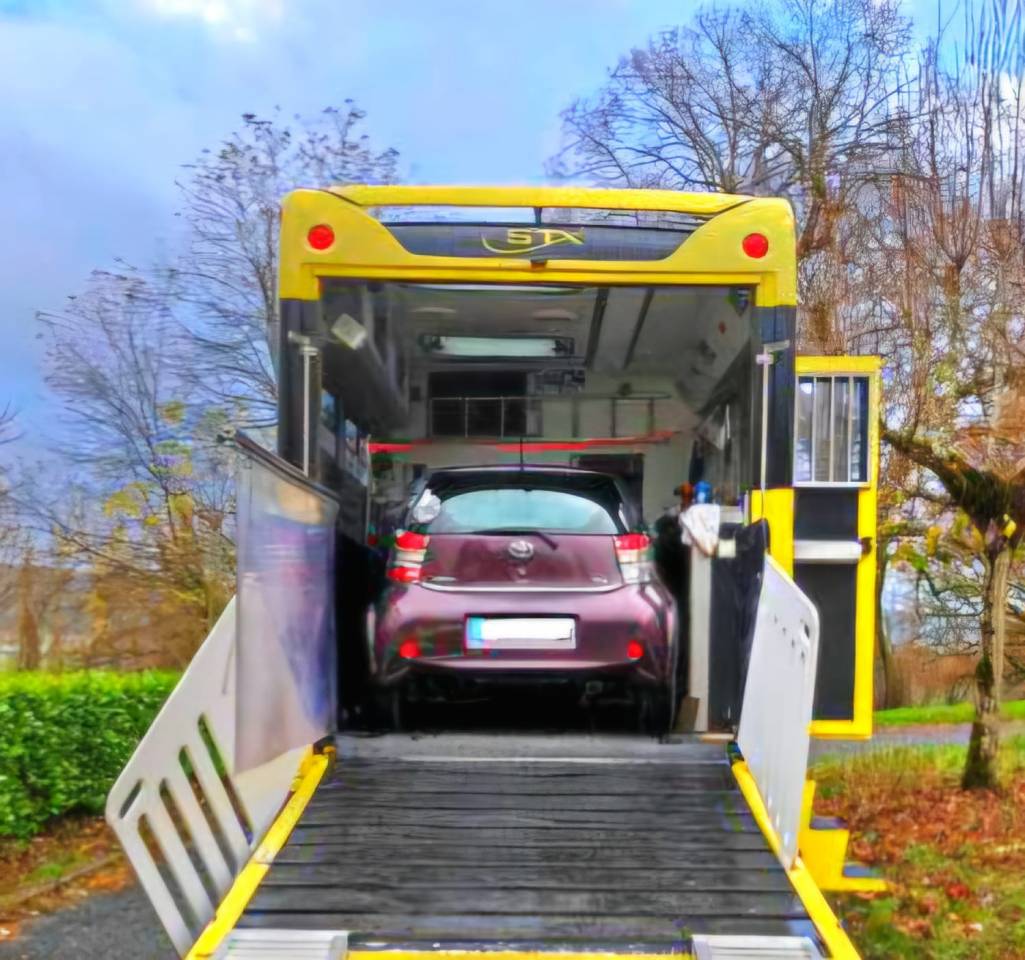 Horsebox NON-HGV Iveco STRALIS 19/360 2012 Used