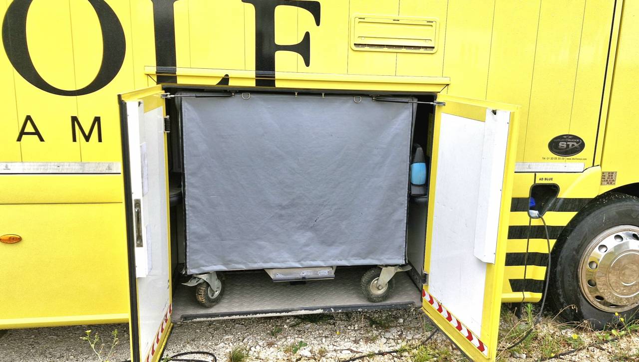 Horsebox NON-HGV Iveco STRALIS 19/360 2012 Used