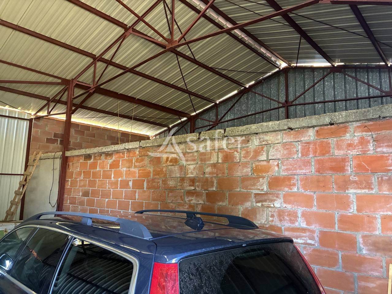 Other country property  Saône-et-Loire