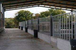 Equestrian property  Morbihan