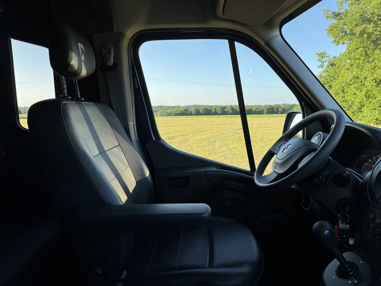 Horsebox HGV Theault Proteo Switch 5 places 2020 Used