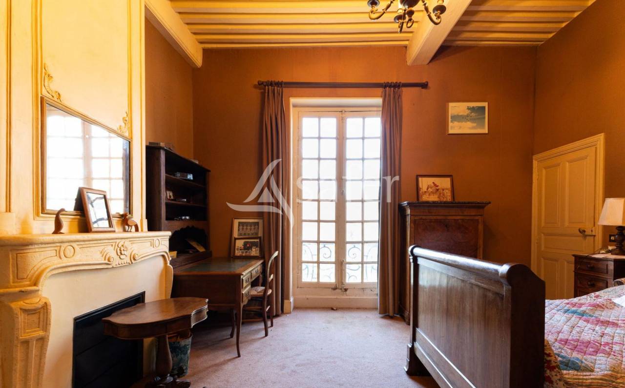 Other country property  Puy-de-Dôme