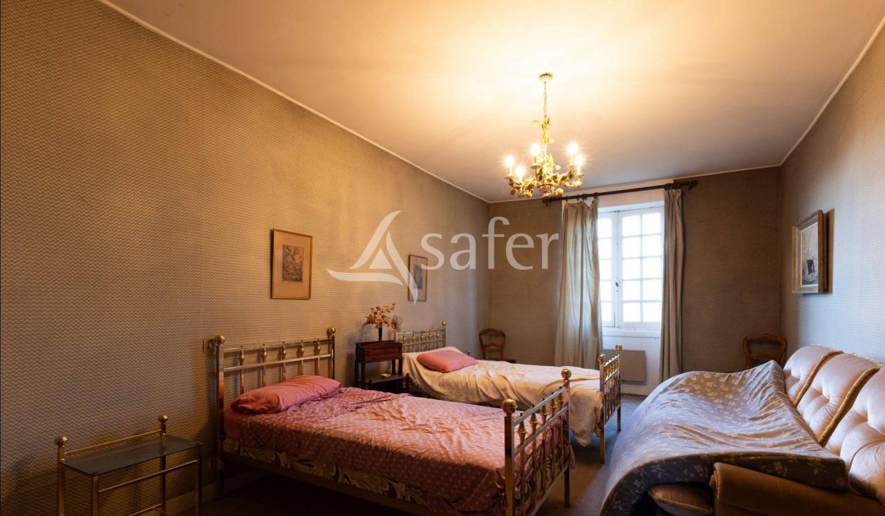 Other country property  Puy-de-Dôme