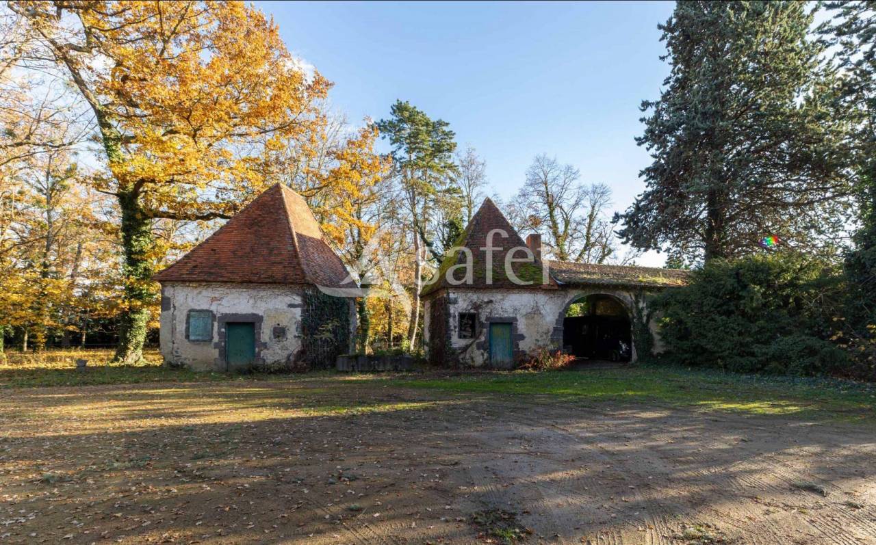 Other country property  Puy-de-Dôme