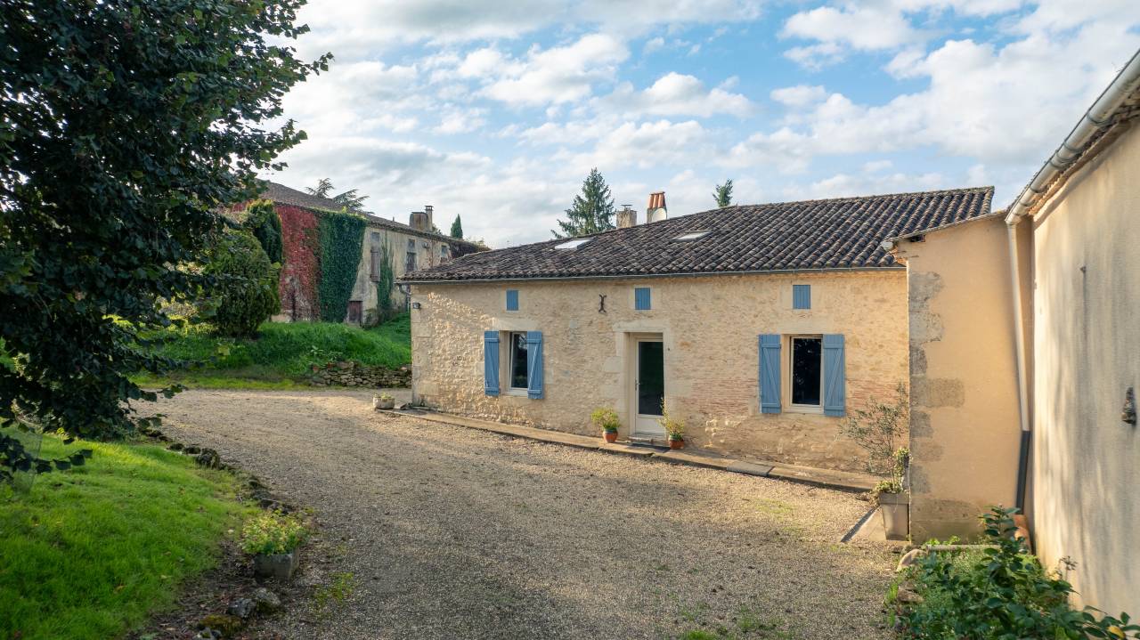 Equestrian property  Gironde