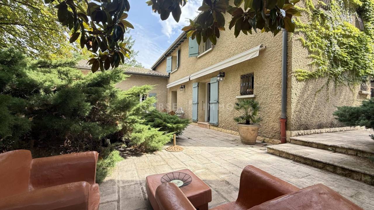 Equestrian property  Drôme