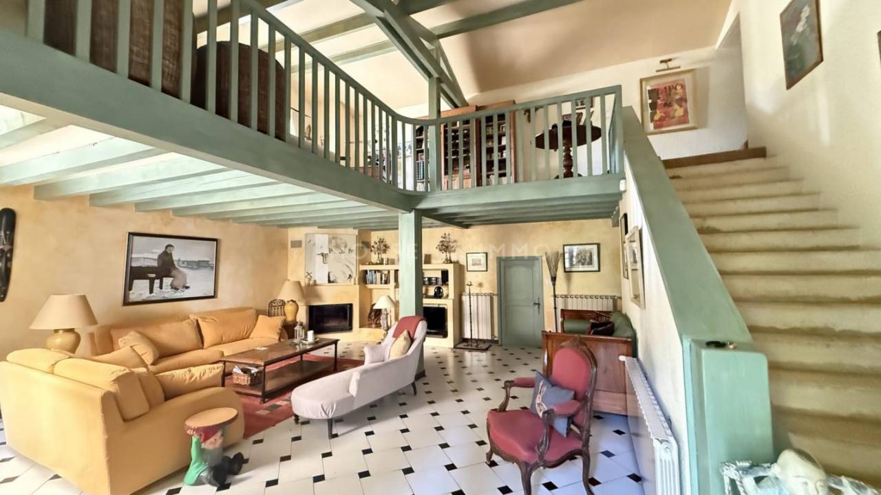 Equestrian property  Drôme