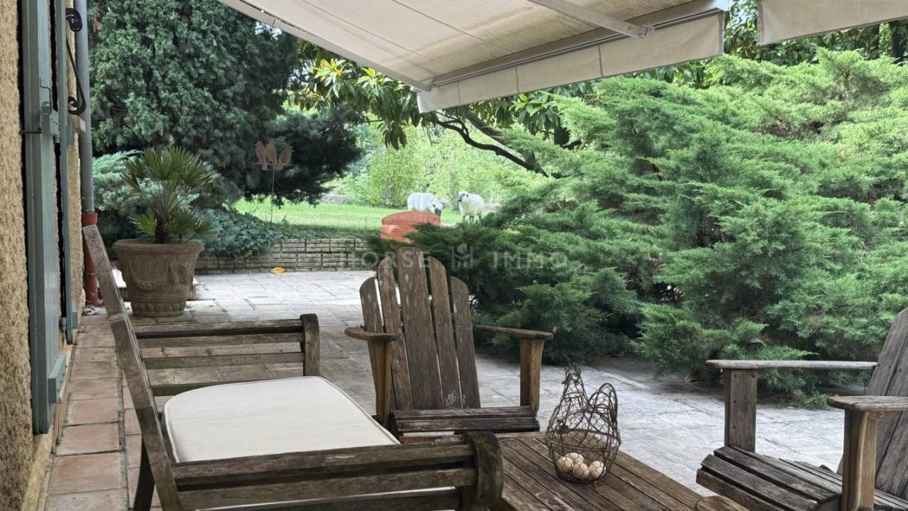 Equestrian property  Drôme