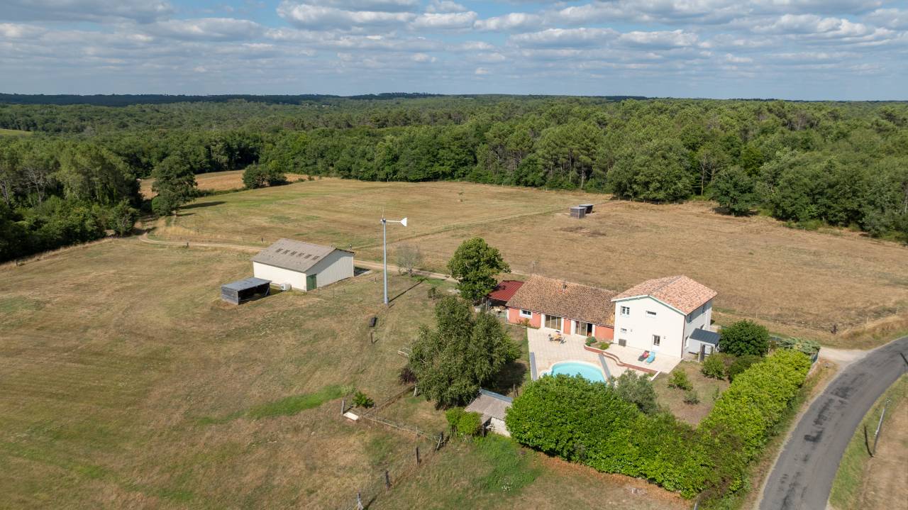 Equestrian property  Gironde