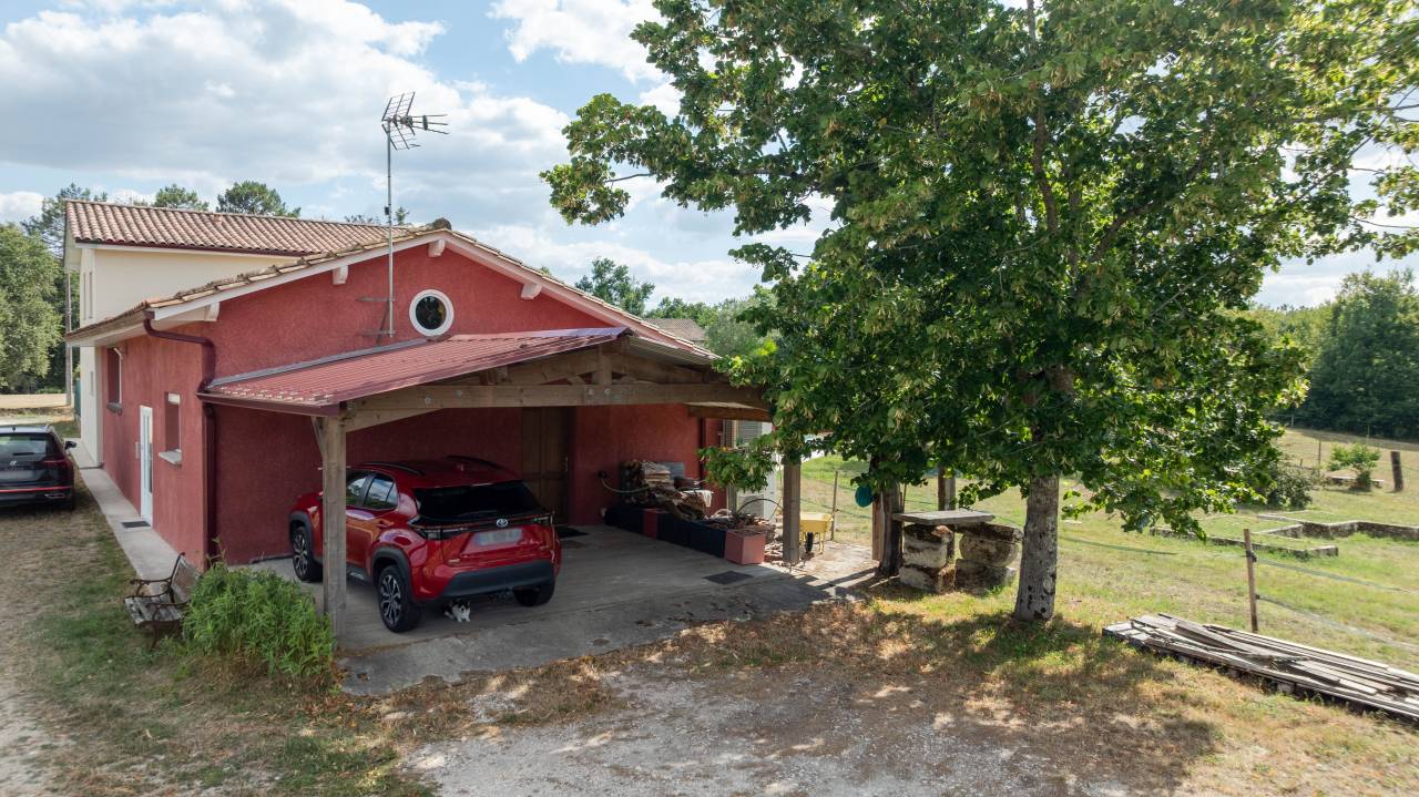 Equestrian property  Gironde