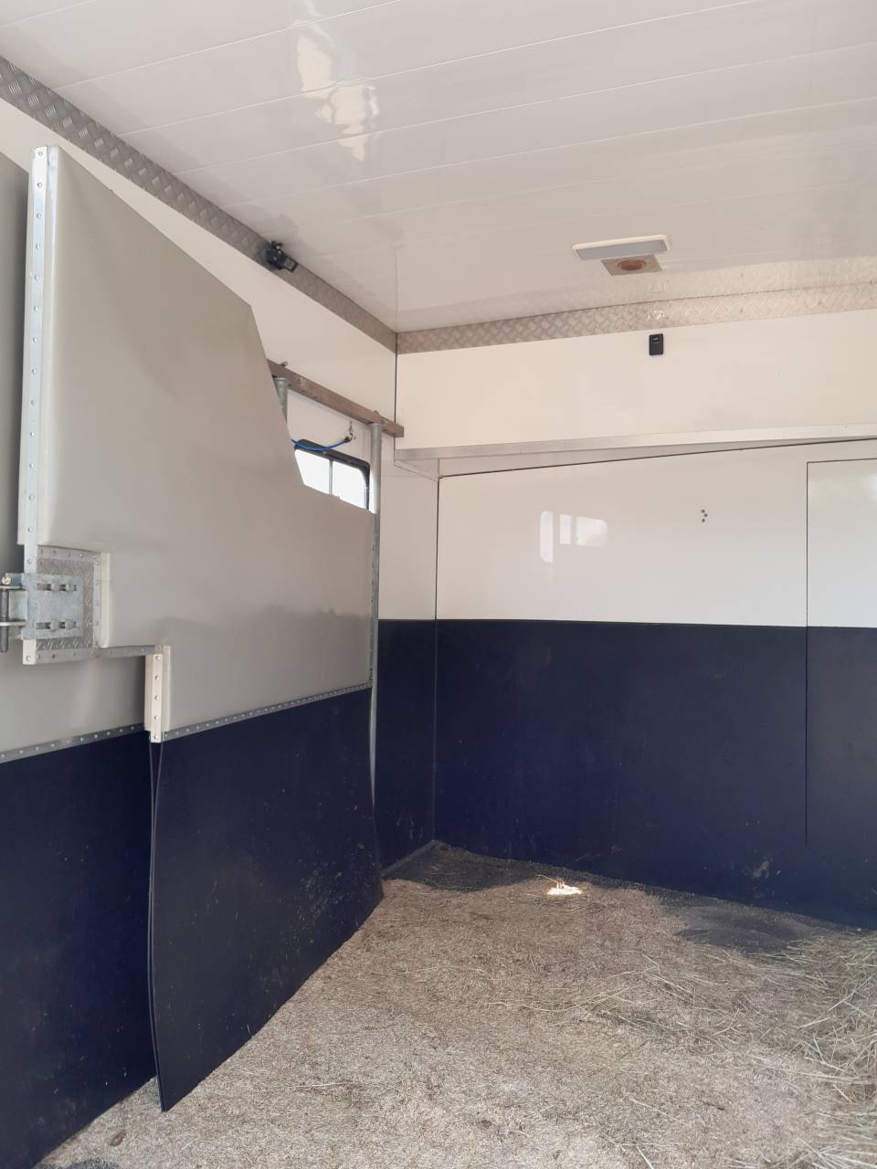 Horsebox NON-HGV Man  2017 Used