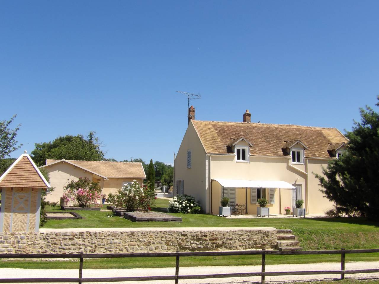 Luxurious equestrian property  Essonne