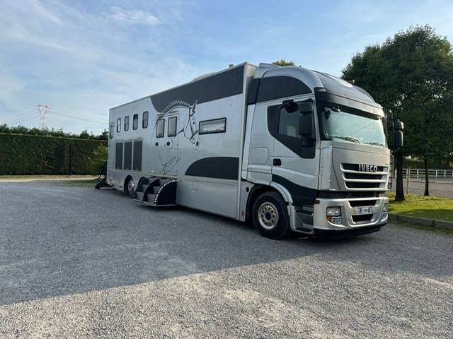 Horsebox NON-HGV Iveco pop et push out  2007 Used