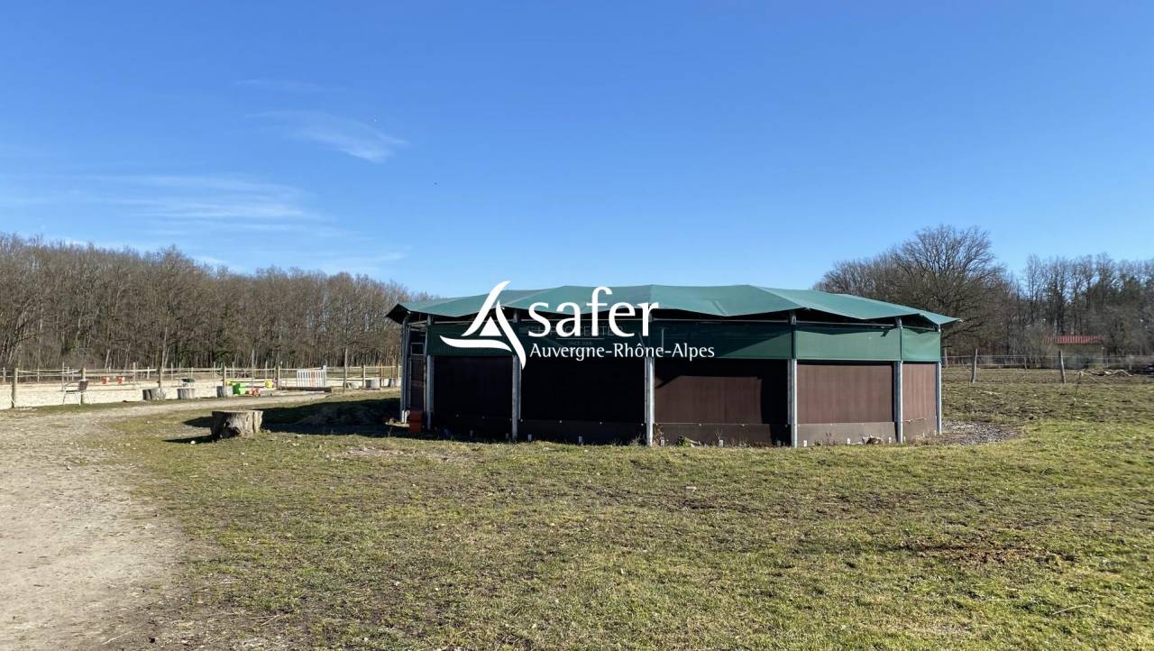 Equestrian property  Puy-de-Dôme