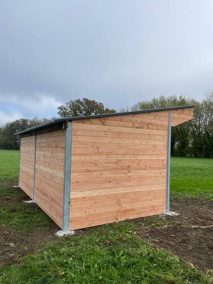 LCI-Cheval | Equestrian facilities > Field shelters