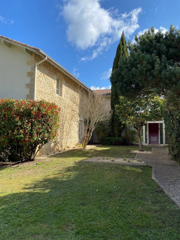 Equestrian property  Gironde