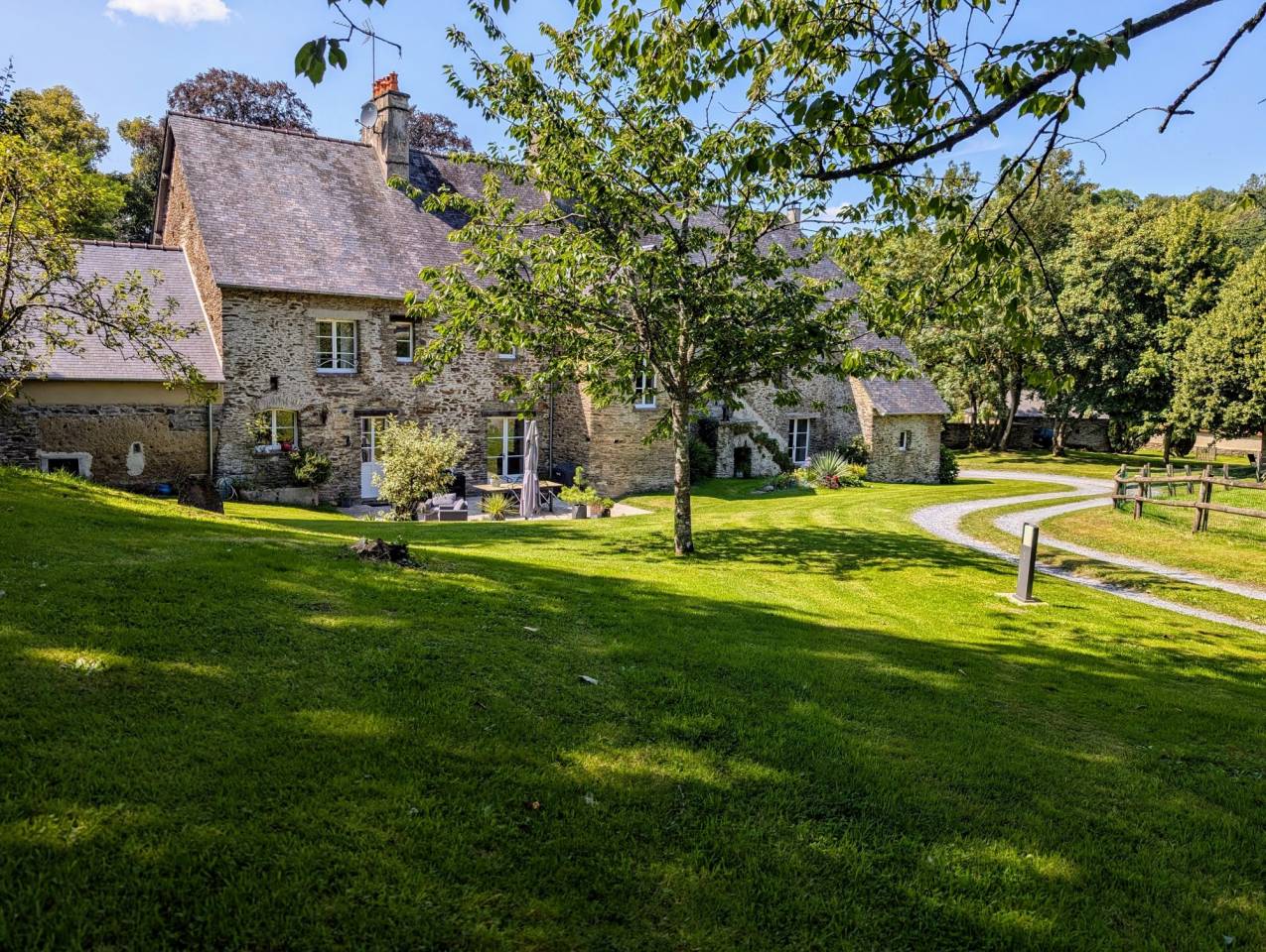 Equestrian property  Manche