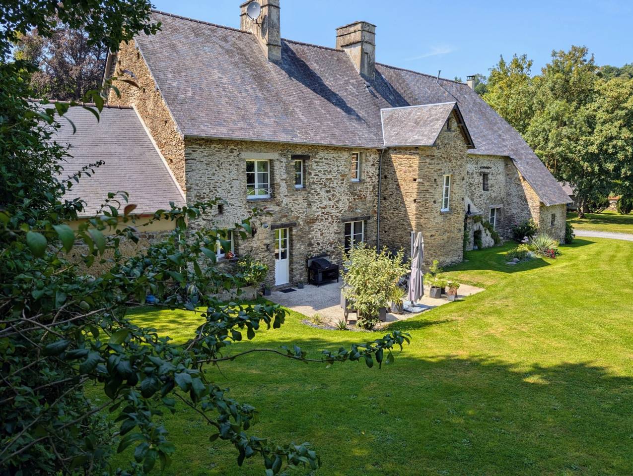 Equestrian property  Manche