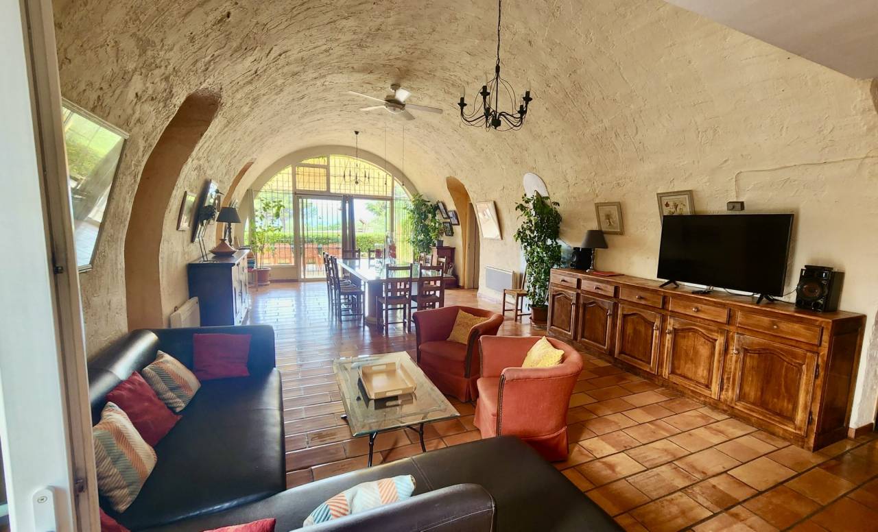 Equestrian Bed and Breakfast  Vaucluse