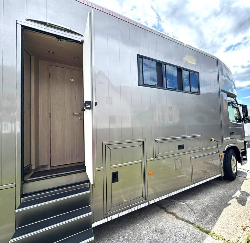 Horsebox NON-HGV Autre marque VOLVO 0 Used