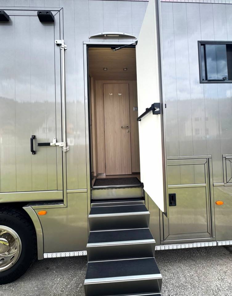 Horsebox NON-HGV Autre marque VOLVO 0 Used