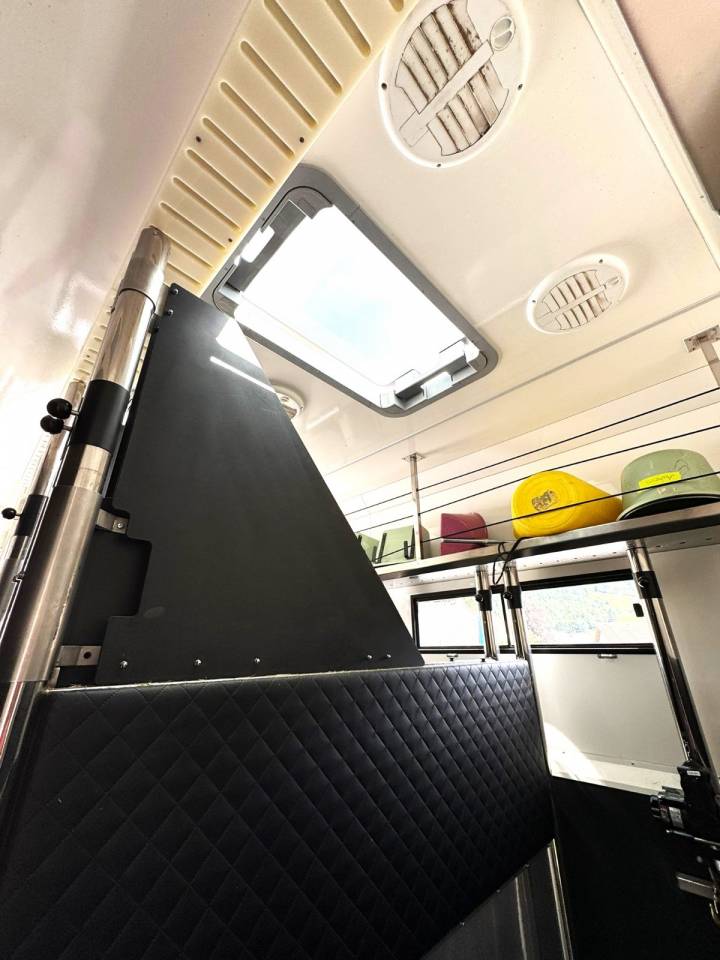 Horsebox NON-HGV Autre marque VOLVO 0 Used