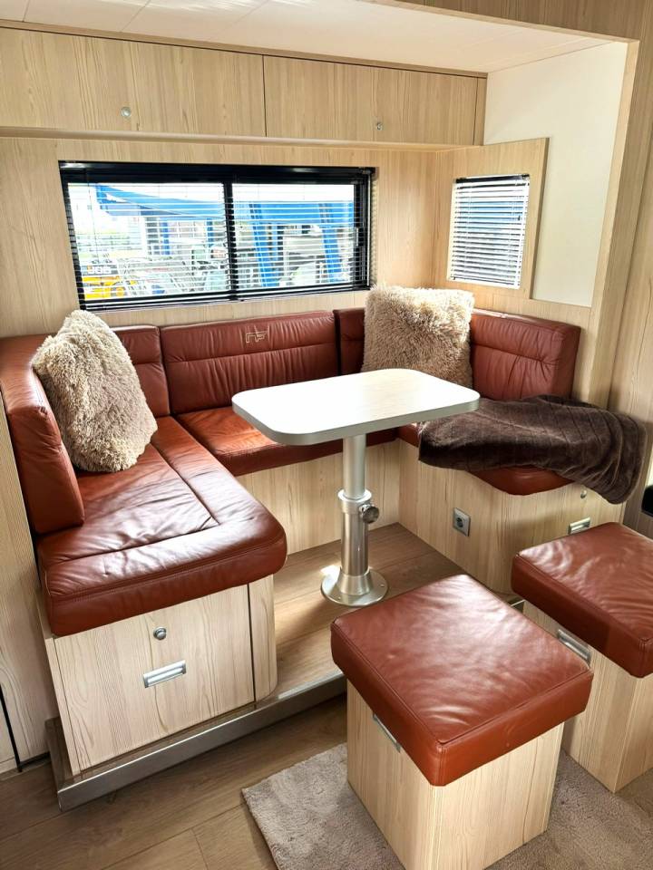 Horsebox NON-HGV Autre marque VOLVO 0 Used