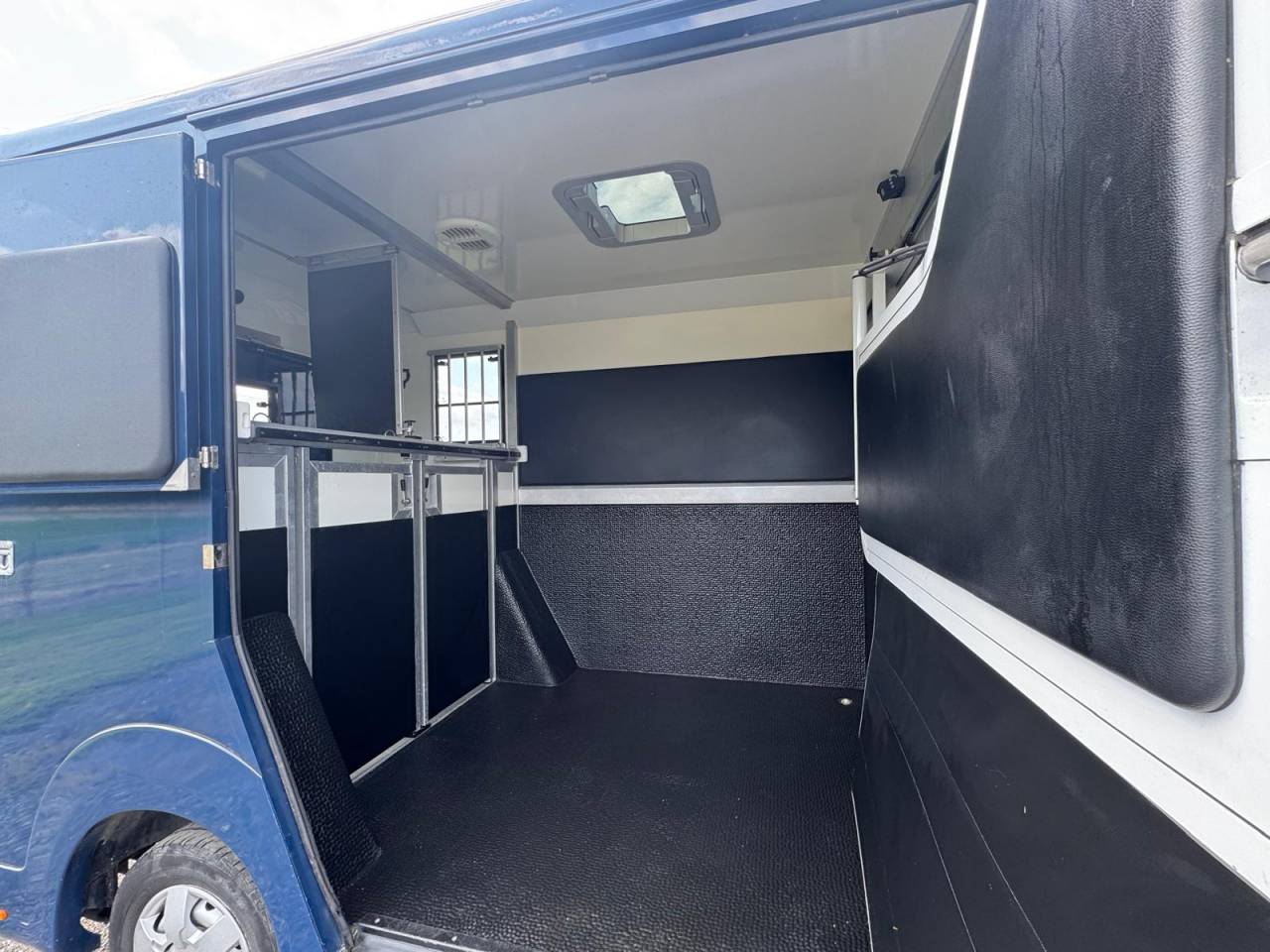 Horsebox HGV Renault STX 2015 Used