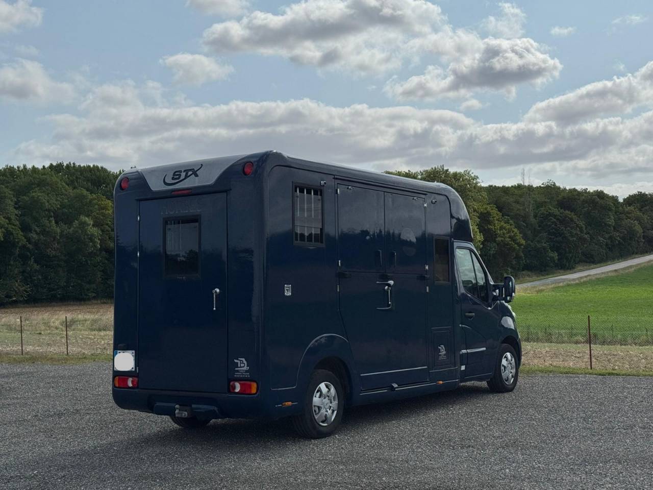 Horsebox HGV Renault STX 2015 Used