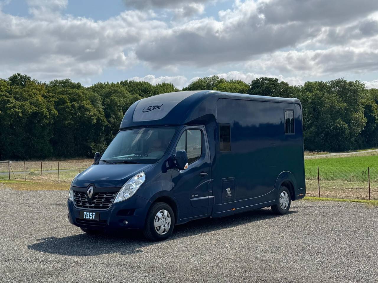 Horsebox HGV Renault STX 2015 Used