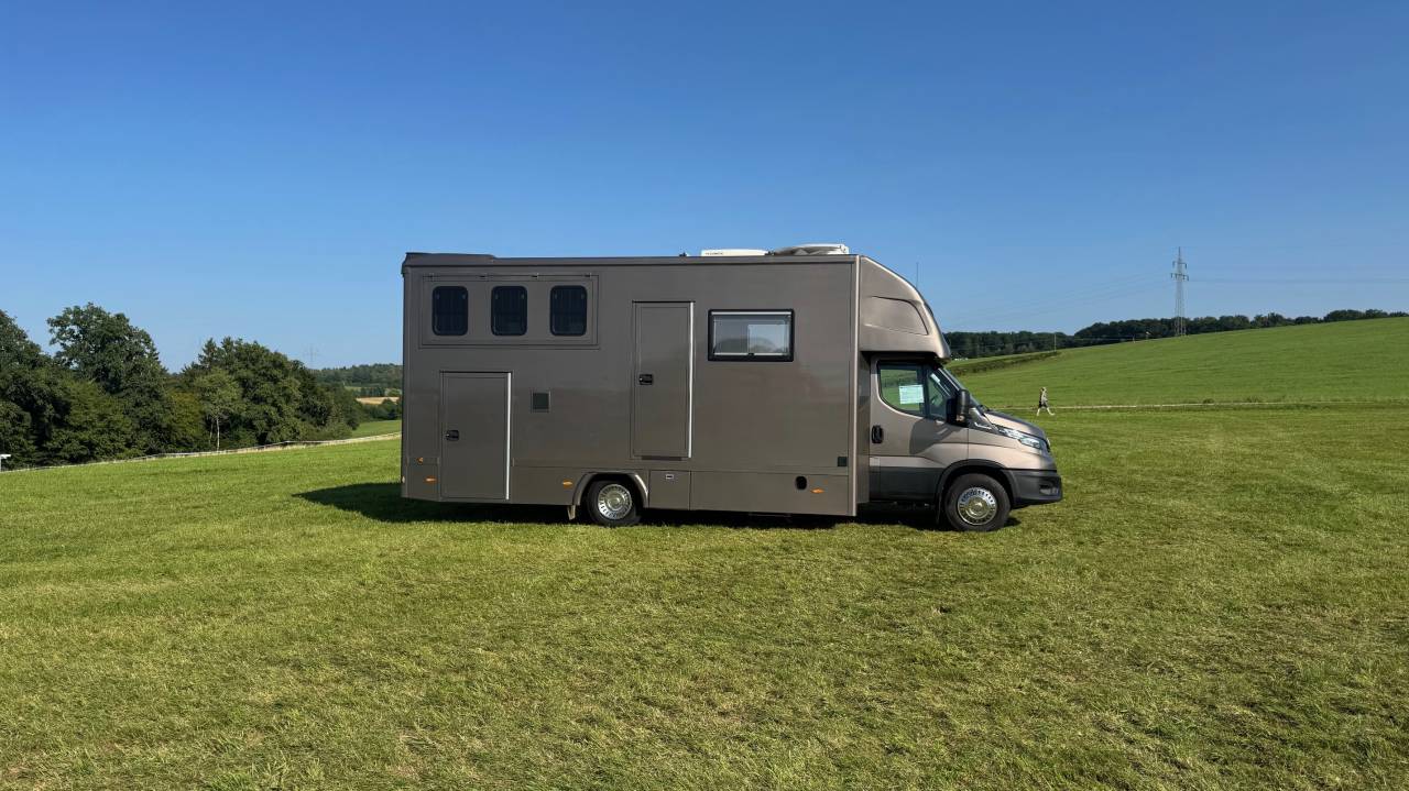 Horsebox NON-HGV Iveco IVECO 0 Used