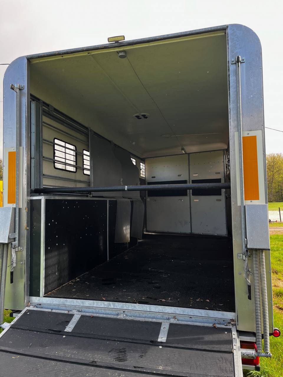 Horsebox HGV Iveco IVECO 35C18 / Semi Remorque VOW 2010 Used