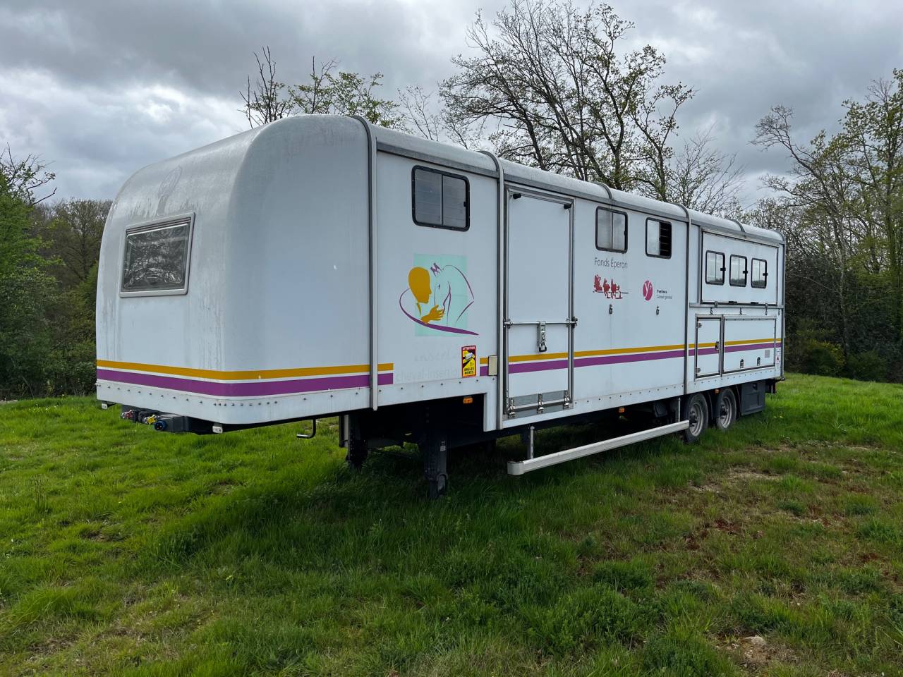 Horsebox HGV Iveco IVECO 35C18 / Semi Remorque VOW 2010 Used