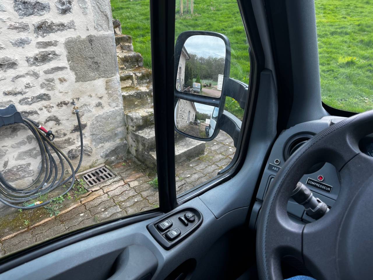 Horsebox HGV Iveco IVECO 35C18 / Semi Remorque VOW 2010 Used