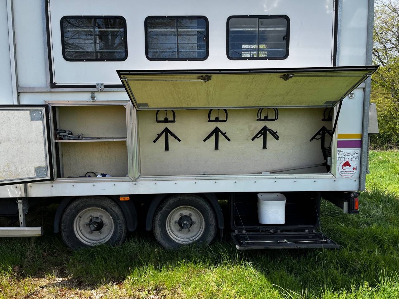 Horsebox HGV Iveco IVECO 35C18 / Semi Remorque VOW 2010 Used