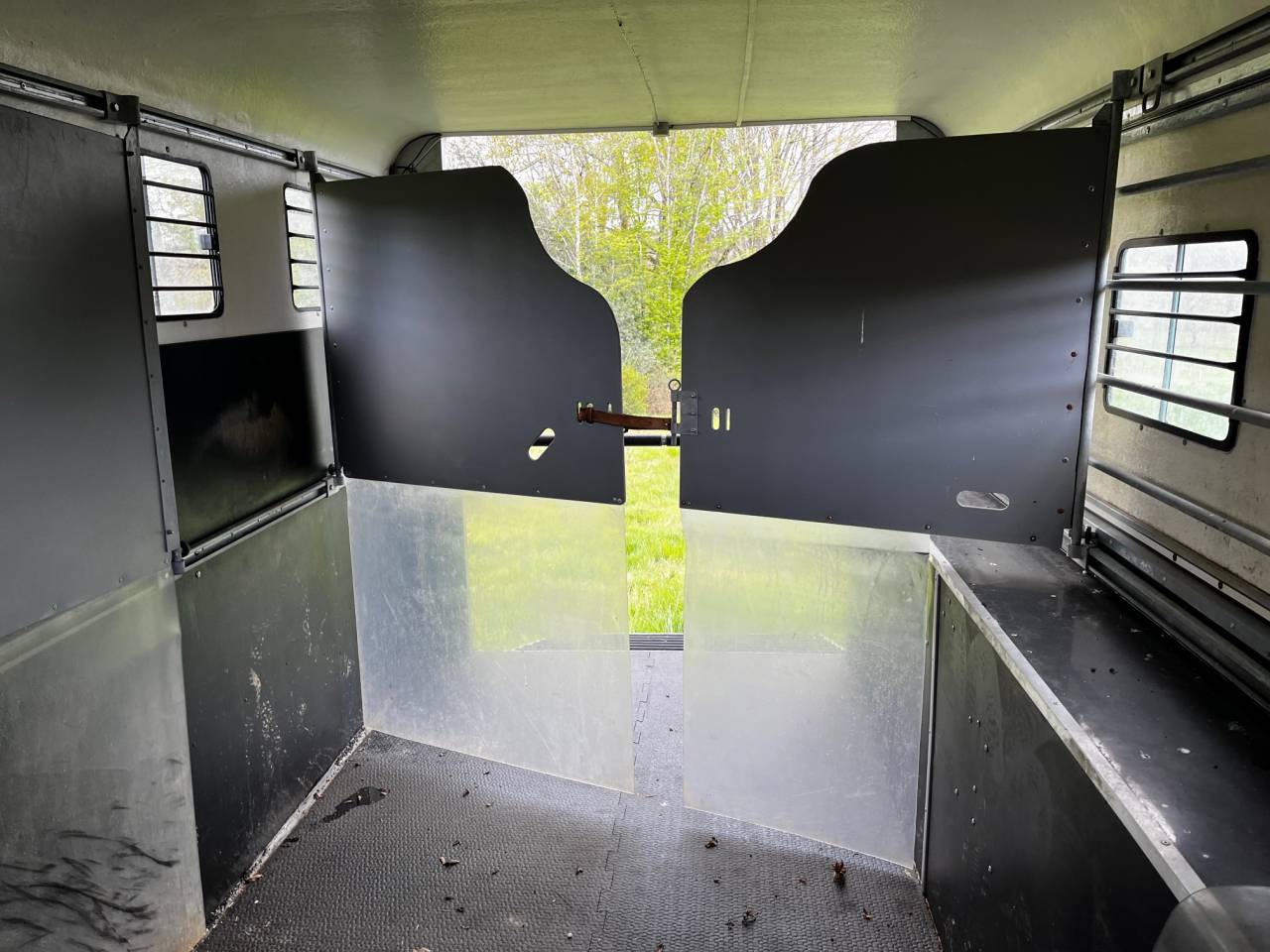 Horsebox HGV Iveco IVECO 35C18 / Semi Remorque VOW 2010 Used