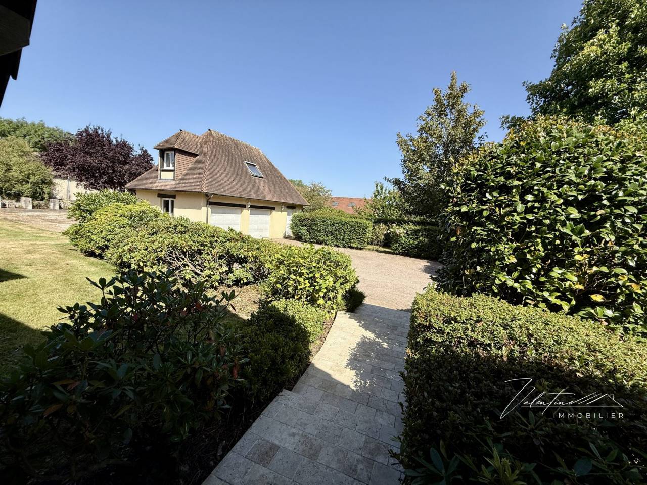 Equestrian property  Calvados