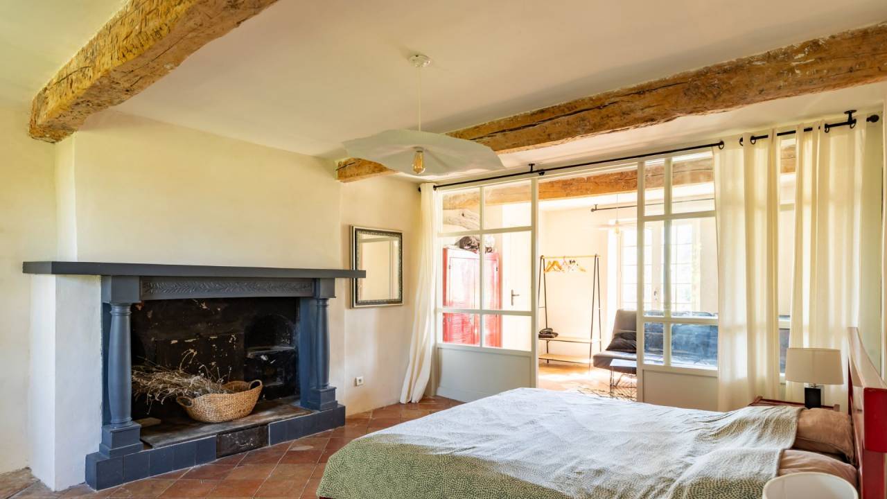 Holiday equestrian property  Aude