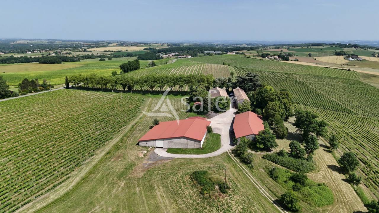 Other country property  tarn