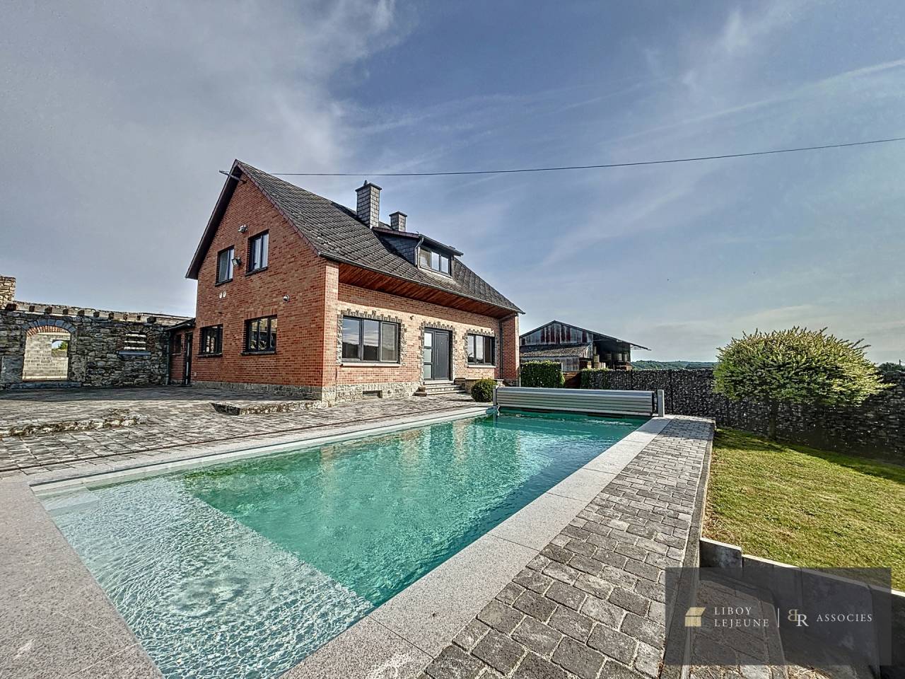 Equestrian farm  Namur