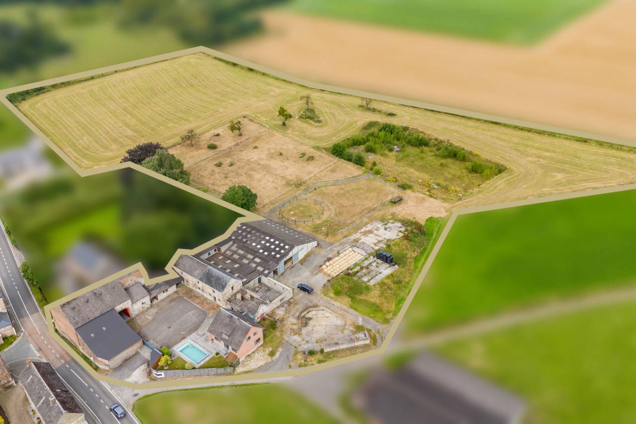 Equestrian farm  Namur