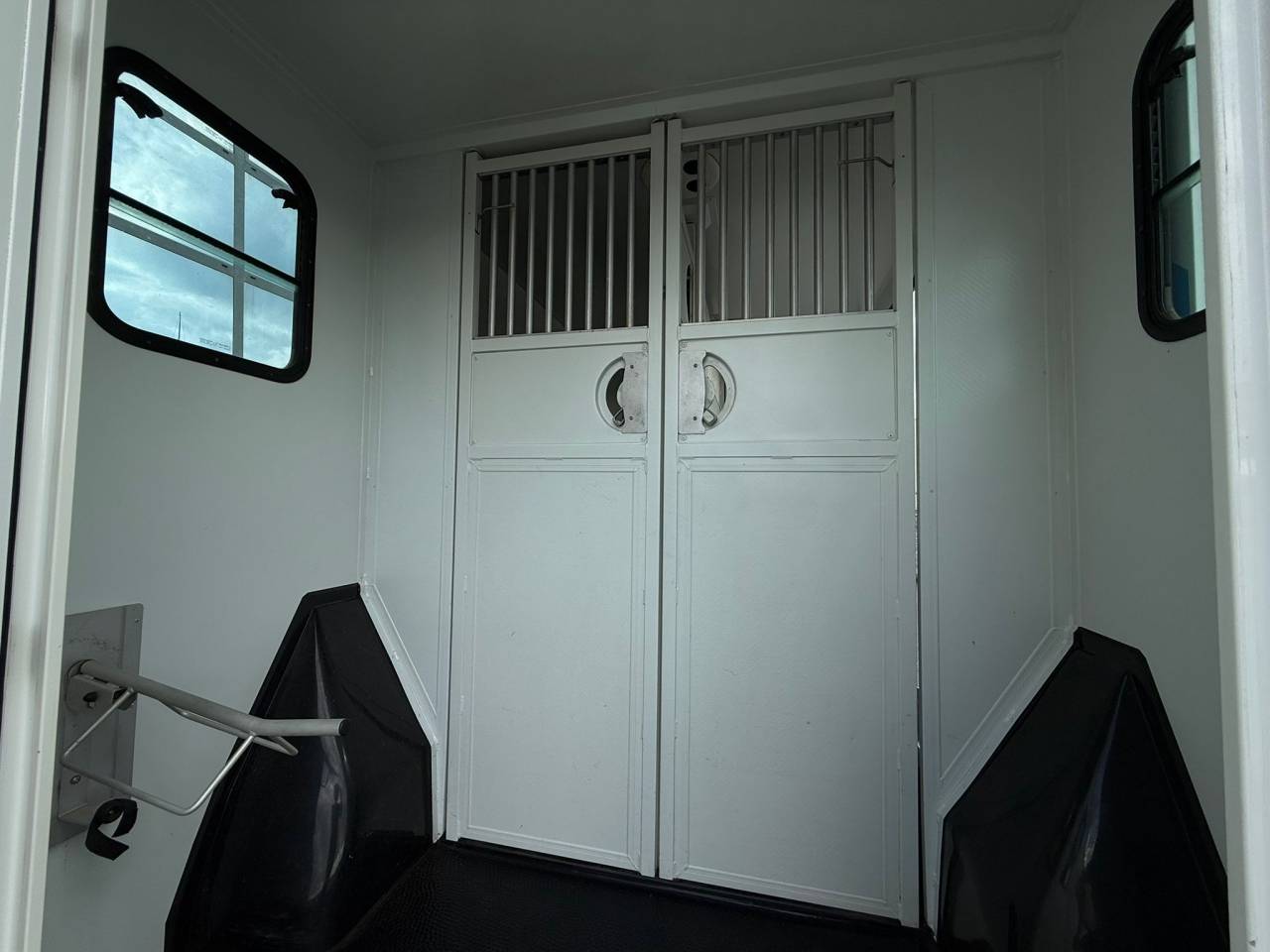 Horsebox HGV Theault PEUGEOT BOXER 150CH STALLE 2015 Used