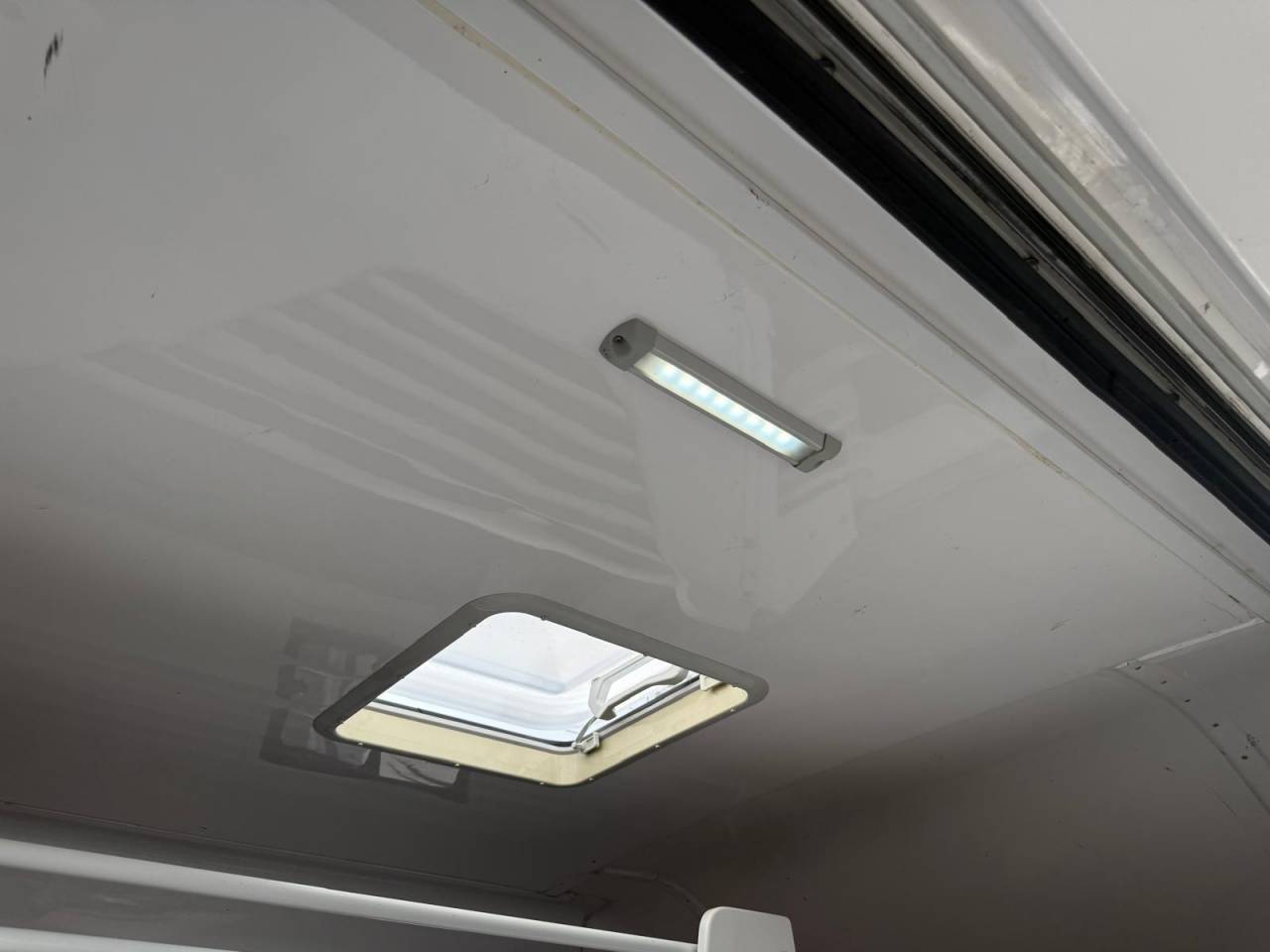 Horsebox HGV Barbot POLYVAN D3C 2019 Used